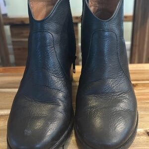 Frye Leather Ankle Boots-Nora Zip Short/Black , Size 8 1/2 M
